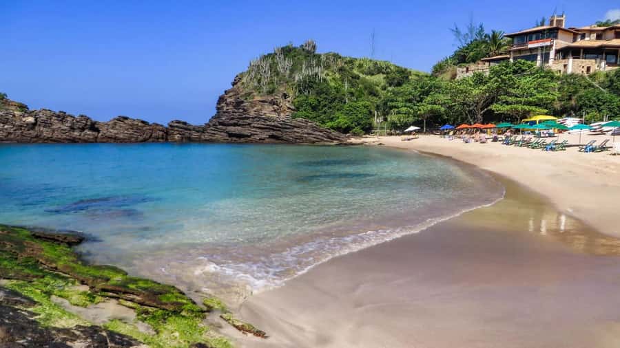 Explore Búzios: Boat Tour (Departing from Búzios) - Entering a Half-Weather, Half-Romance Boat Day in Búzios