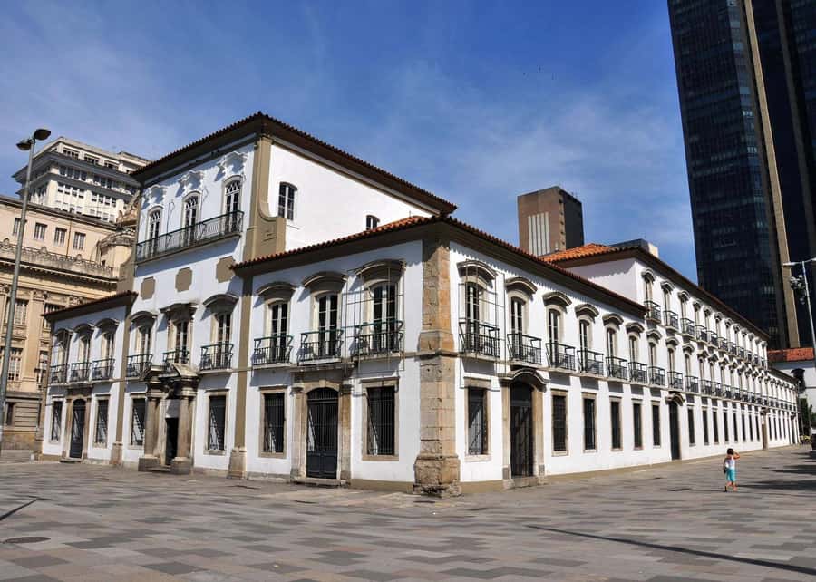 Explore Santa Teresa: Walking Tour - Rua Laurinda Santos Lôbo: murals, galleries, and shopping that feels personal
