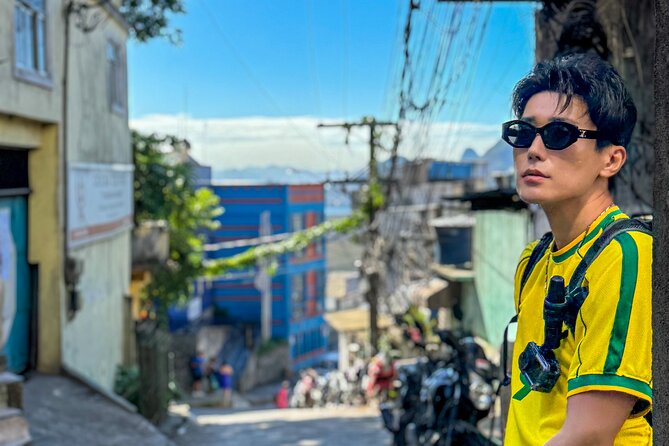 Favela da Rocinha Tour - Etiquette and common-sense respect in a working neighborhood