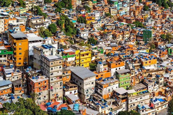 Favela Tour - Group size, walking, and the “moderate fitness” note
