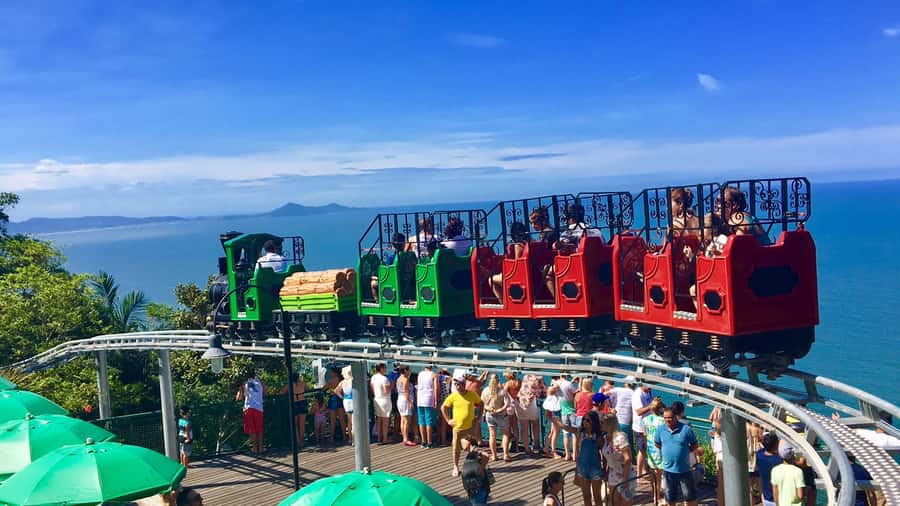 Florianópolis: Balneario Camboriu and Unipraias Park Tour - Why This Tour Feels Like Two Great Days in One