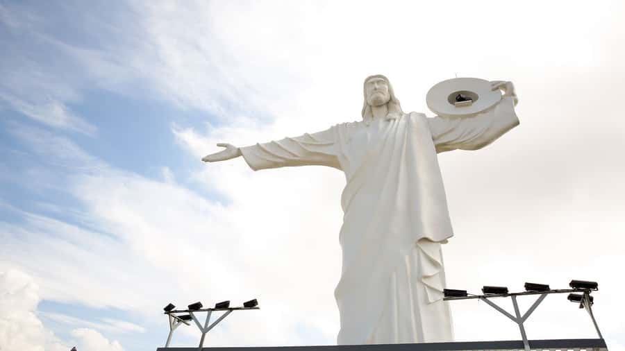 Florianópolis: Balneario Camboriu and Unipraias Park Tour - Coffee Tyrolêz: A Good Stop for Local Products and a Story