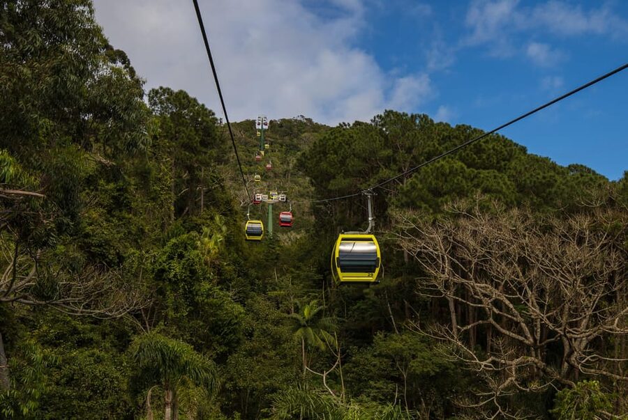 Florianópolis: Camboriu & Unipraias Park with Cable Car Ride - Laranjeiras Beach: calm waters, short zipline fun, and real downtime