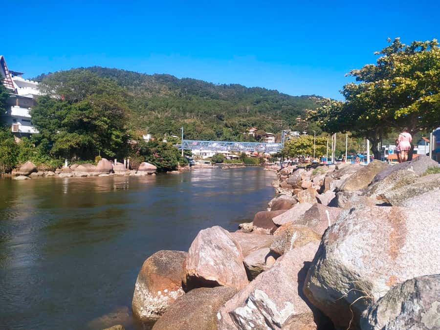 Florianópolis: Historical Center, Beach & Nature Tour - Price and value: why $23 can make sense here