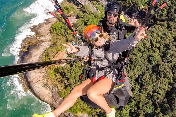 Fly from Paragliding in Rio de Janeiro - Instructor pros in English, calm in the nerves (Eduardo, Christoph, Carlos)