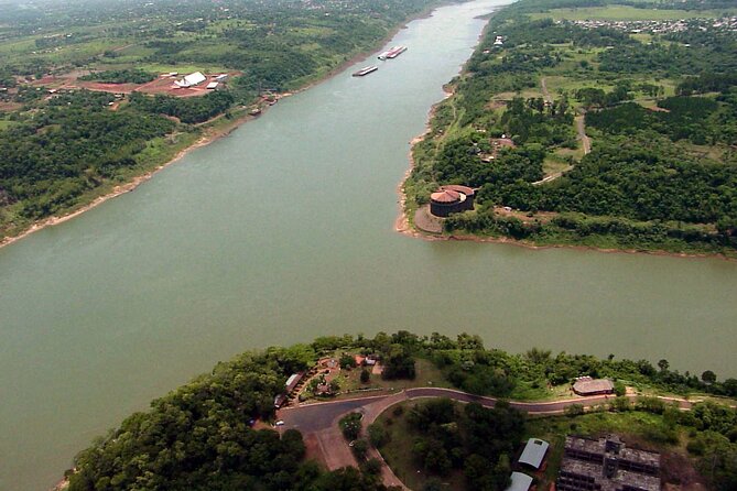 Foz do Iguaçu Round-Trip Airport Transfer - What You Actually Pay For: Shared Round-Trip at $39