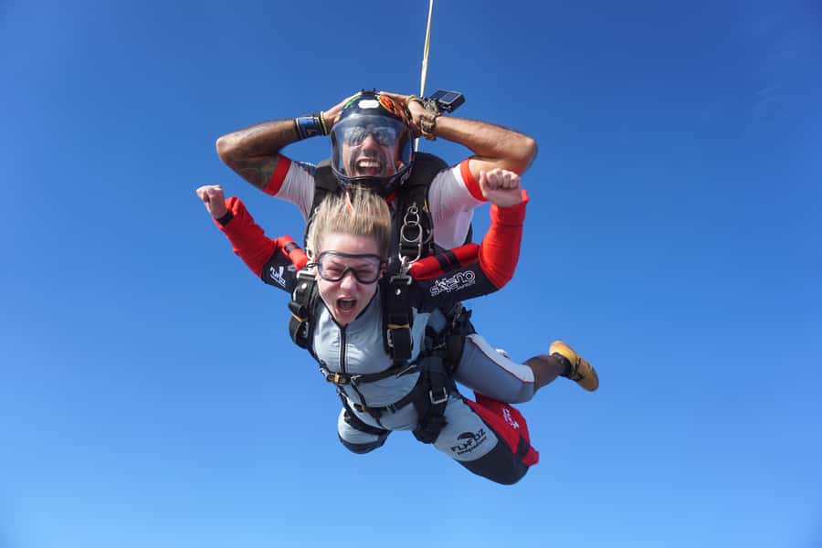 Foz do Iguacu: Skydiving Experience with Photos and Videos - Key highlights at a glance