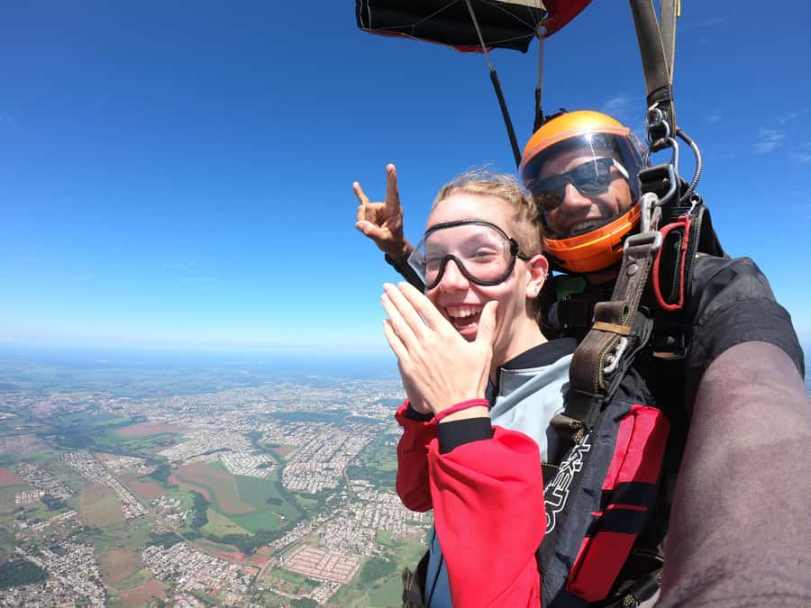 Foz do Iguacu: Skydiving Experience with Photos and Videos - Timing rules: Thursday to Monday, from morning until sunset