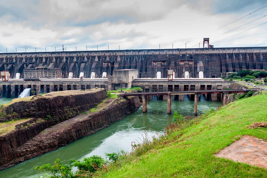 From Argentina: Iguazu Falls Brazil Side & Itaipu Dam - Lunch stop: how to plan food when it is not included