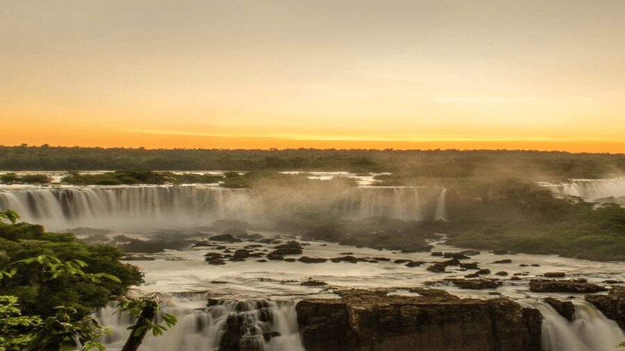 From Foz do Iguaçu: Sunset at the Falls - What’s included, and what you need to plan for