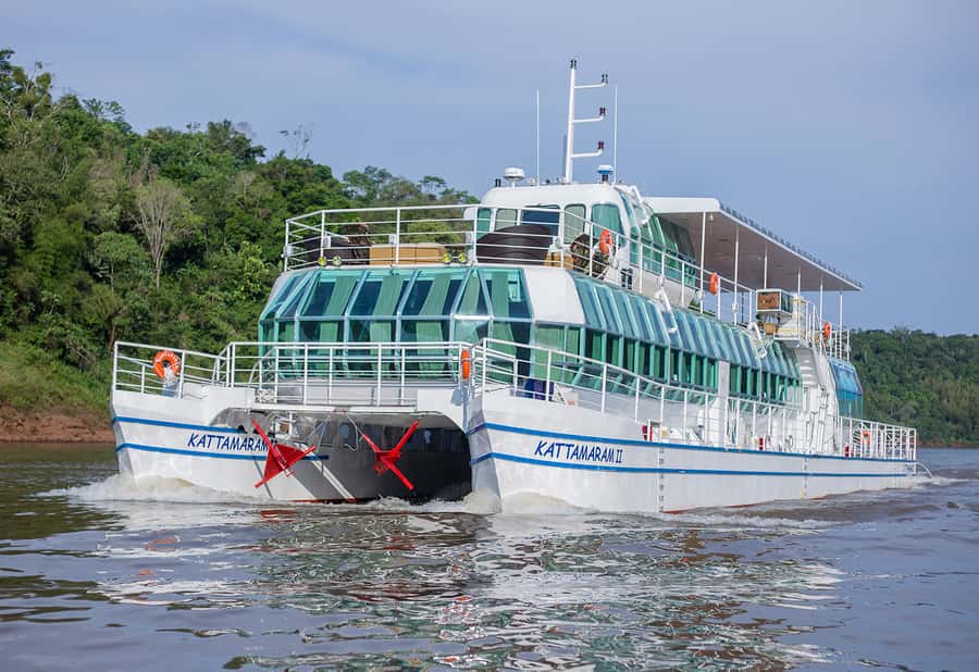 From Foz do Iguaçu: Sunset Catamaran Tour with Meal - Getting From Your Hotel to Echaporã Port: Pickup, Drive Time, and What to Expect