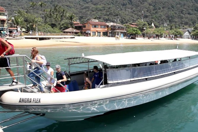 From Paraty: shared transfer to Ilha Grande - The fast boat crossing to Vila do Abrãao