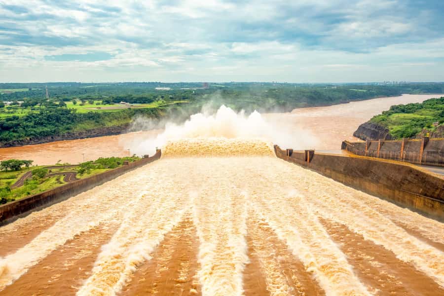 From Puerto Iguazu: Itaipu Dam Tour with Entrance Ticket - Key things to know before you go