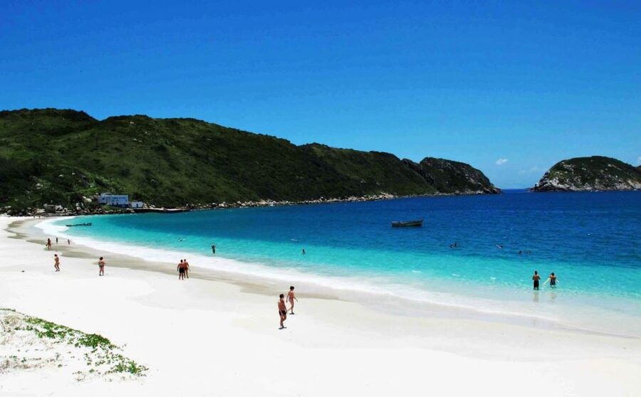 From Rio: Arraial do Cabo - The Brazilian Caribbean Daytrip - Weather reality: when wind cancels boats and shifts the beaches