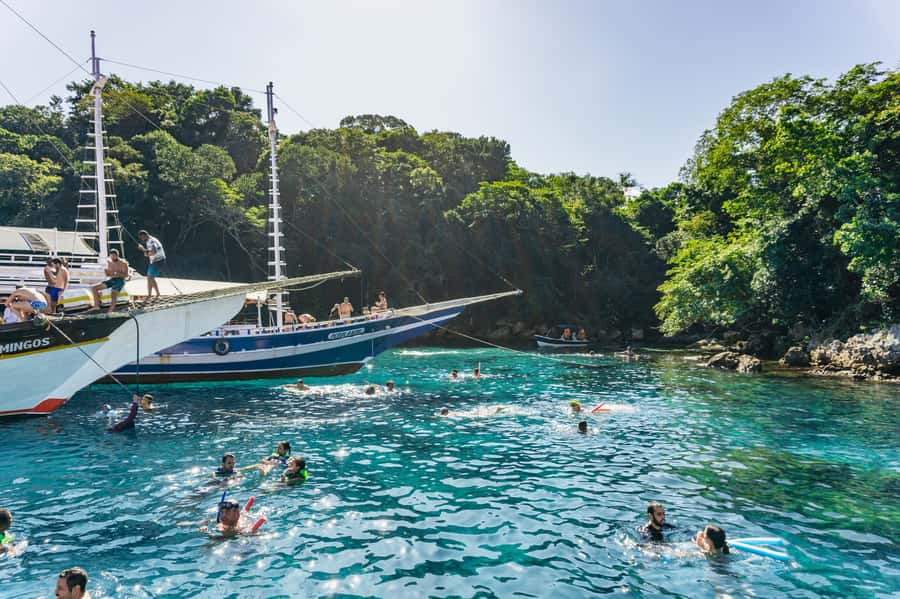 From Rio de Janeiro: Angra dos Reis Boat Trip with Lunch - Snorkeling on Ilha Grande: Clear Water and Onsite Gear Rental