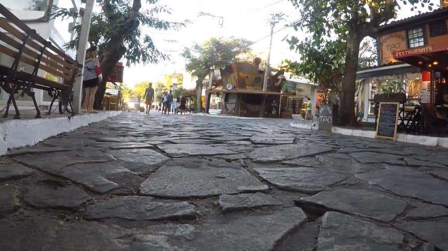 From Rio de Janeiro: Búzios Full-Day Boat Tour - Rua das Pedras free time: the classic stroll with shopping value