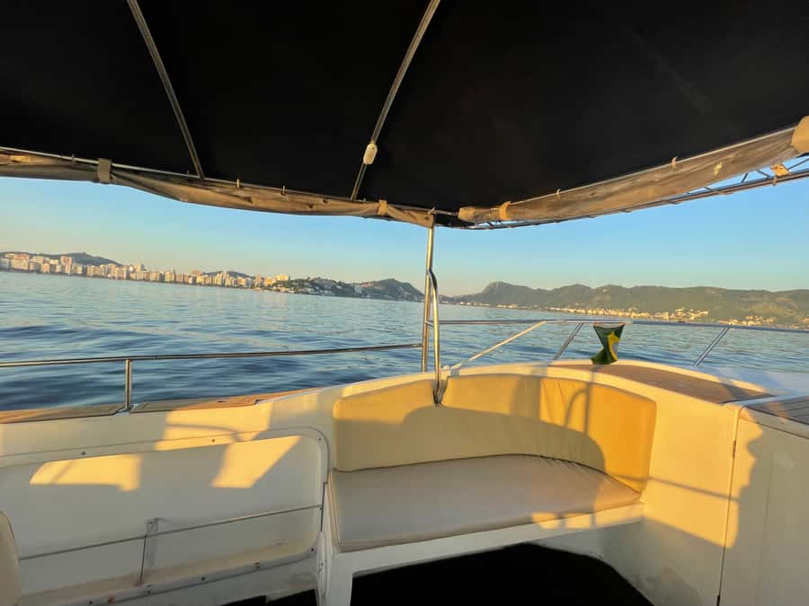 From Rio de Janeiro: Private Speedboat Tour - Price and Value: $400 Per Group Up to 13 People
