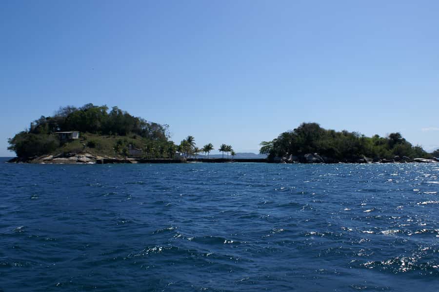 From Rio: Full-Day Angra dos Reis Cruise & Island Tour - Swimming Stops: Where the Water Gets Calm and the Day Gets Fun