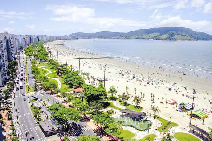 From São Paulo: Santos and Guarujá Private Full-Day Tour - Ferry To Guarujá: A Simple Switch From Port To Beach
