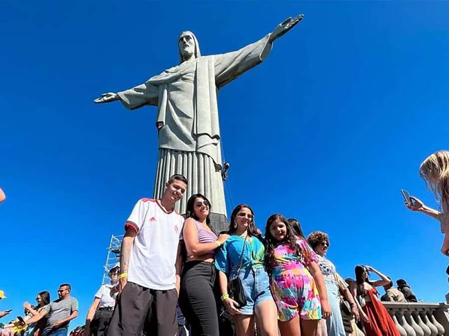 Full-Day City Sightseeing Tour in Rio de Janeiro - Maracanã area: the soccer temple vibe without needing stadium access