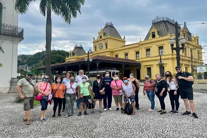 Full Day Private Beach Tour Santos & Guarujá – Combine Culture, History & Beach - Pickup, transport comfort, and how the guide runs the day
