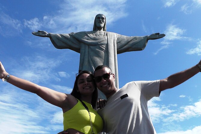 Full-Day Rio de Janeiro Tour with Lunch from Barra da Tijuca - Sambodromo da Marques de Sapucai and the Carnival costume store