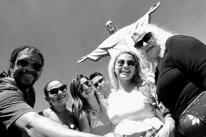 Full Day Tour in Rio de Janeiro - Copacabana lunch at an included buffet, with smart expectations