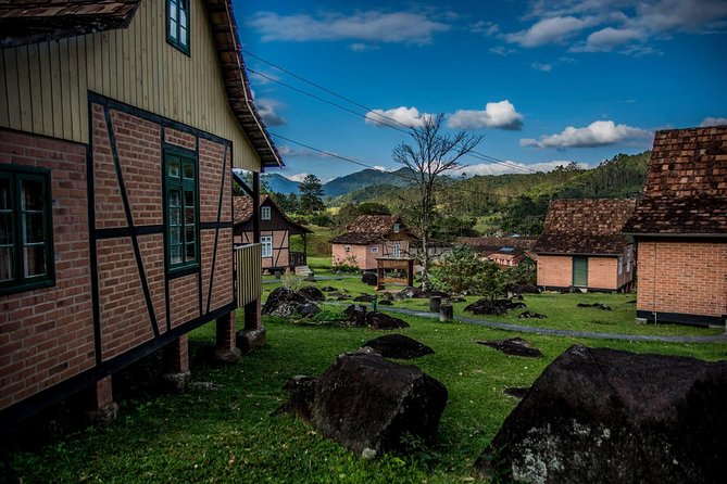 Germanic Route - Cultural and historical in Ilhota, Blumenau and Pomerode - Ilhota stop: a fast look at underwear, beach life, and fitness culture