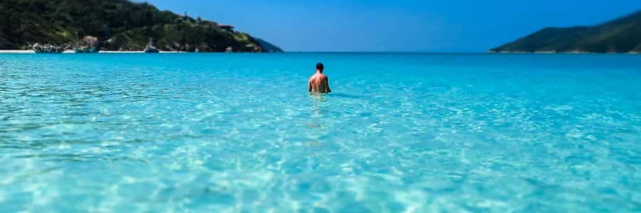 Guided Tour to Arraial do Cabo with Crystal Waters and Lunch - Pickup points in Ipanema, Copacabana, and Leblon, then a long transfer