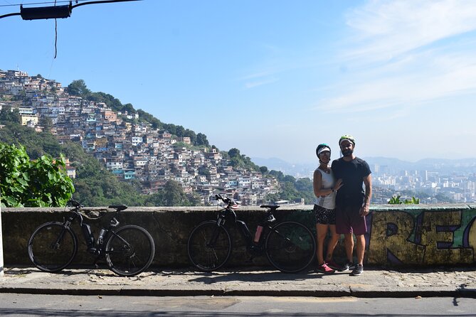 Half Day Private E-Bike Tour in Rio - Meeting at Rua Aarão Reis 105 and getting comfortable fast