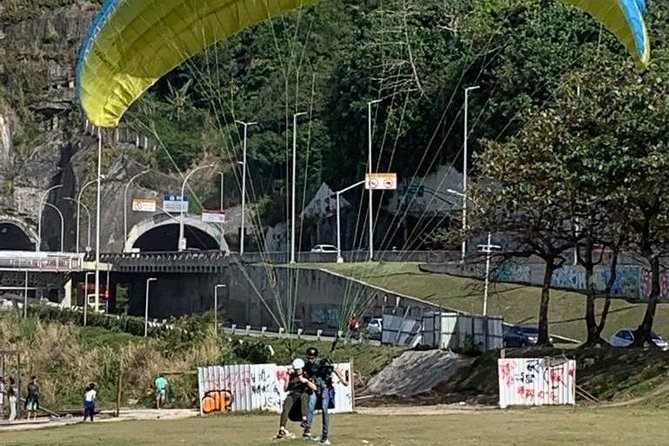 Hang gliding in Rio de Janeiro - Safety, equipment, and why the pilot really matters