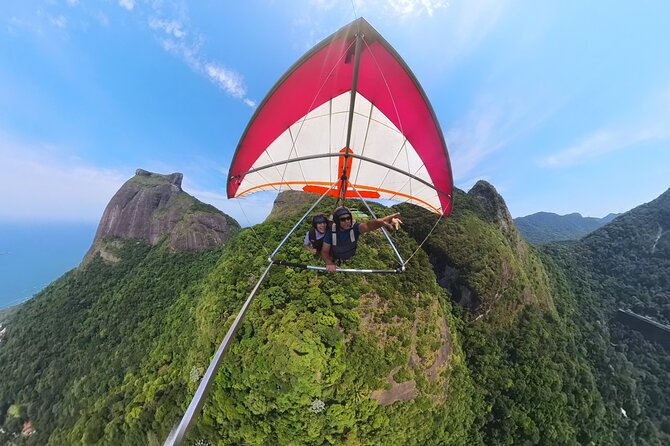 Hang Gliding & Paragliding in Rio de Janeiro - From São Conrado to the Launch Area: How the Morning Flows
