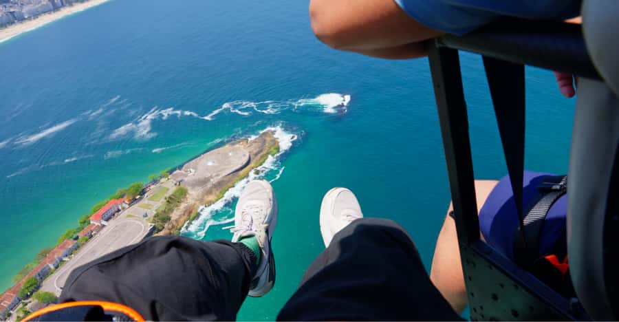 Helicopter flight no doors in Rio de Janeiro - What it’s like with the doors off, safety gear, and photo tips that actually help
