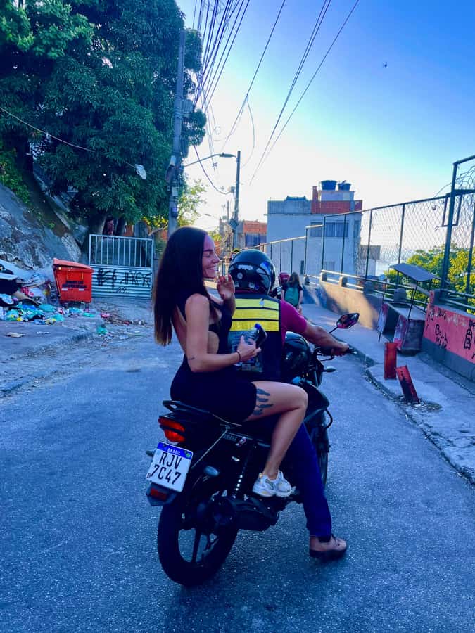 Hike Dois Irmãos + Vidigal Favela Experience - Key things that make this tour worth your time