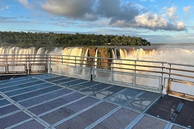 Iguaçu Falls - Arguentinian-side Iguaçu Falls, built for a smooth half-day