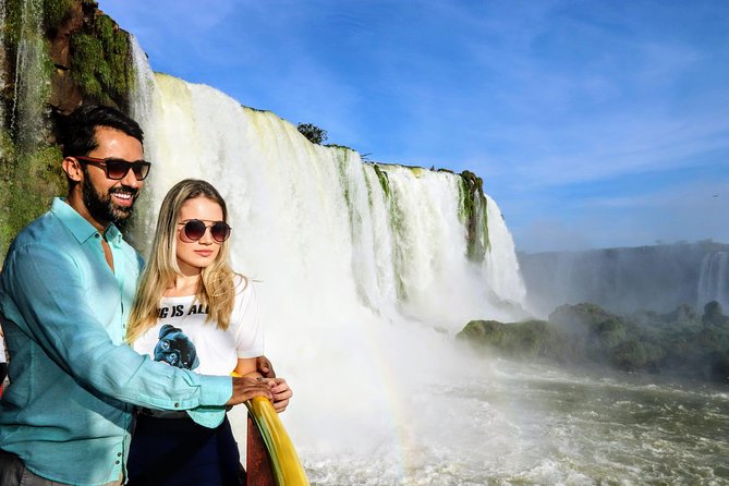 Iguassu Falls in a Nutshell - Getting to the right places: airport meet, shared shuttles, and border steps
