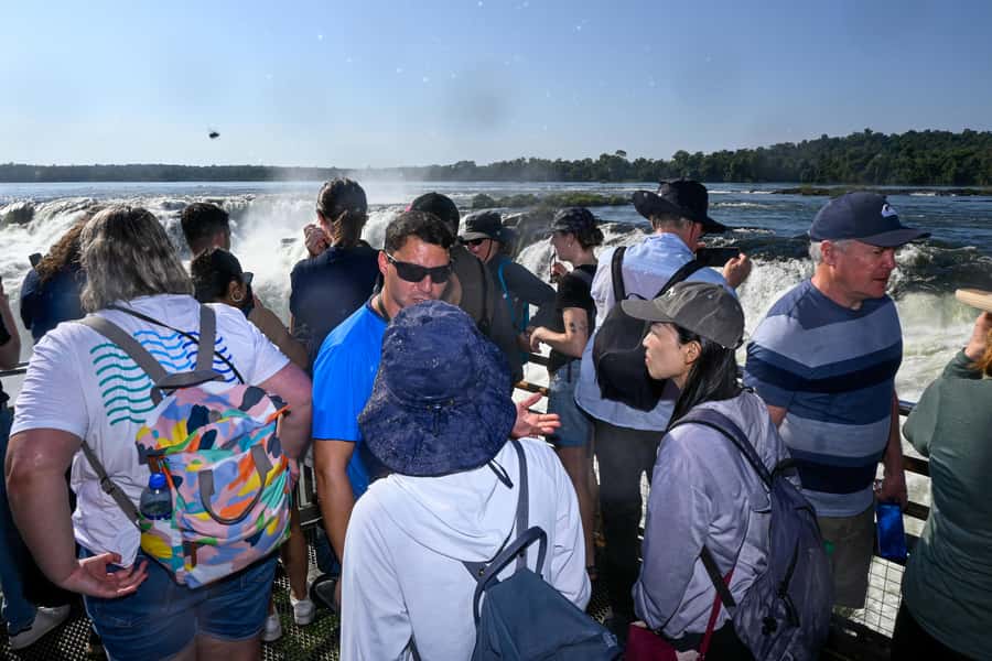 Iguassu Waterfalls: 1 Day Tour Brazil and Argentina's sides - Lunch in Brazil: Porto Canoas and a Real Break