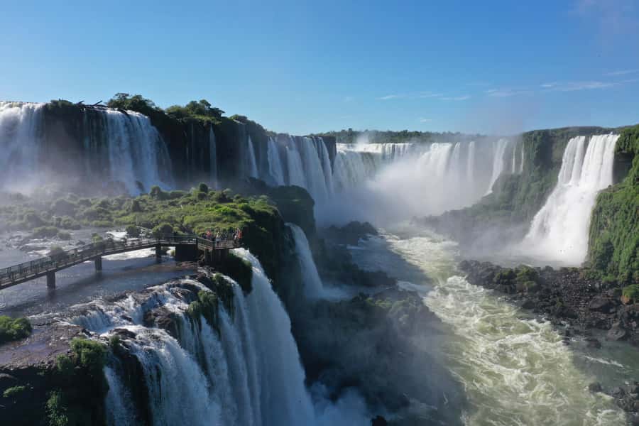 Iguassu Waterfalls: 1 Day Tour Brazil and Argentina's sides - The Brazilian Park Stop: Short Walk, Big Panoramas