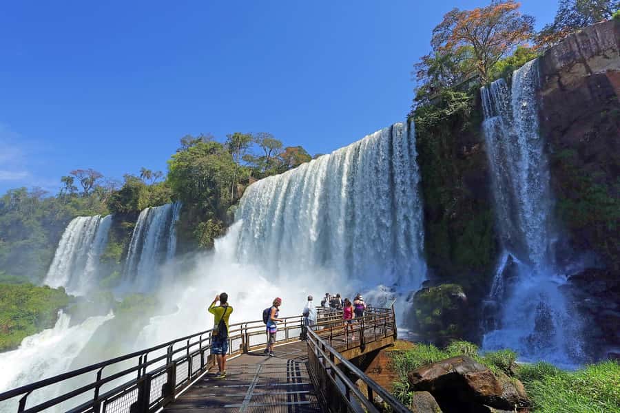 Iguazu Falls: 2-Day Argentinian and Brazilian Iguazu Falls - Brazil Side National Park: Misty Walks and the Brazilian View