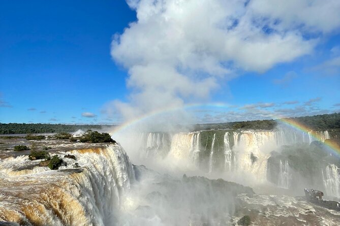 Iguazu Falls: Brazilian-Argentinian Sides in 1 Day Hotel Pickup - Guides Make or Break the Day: What the Best Ones Do
