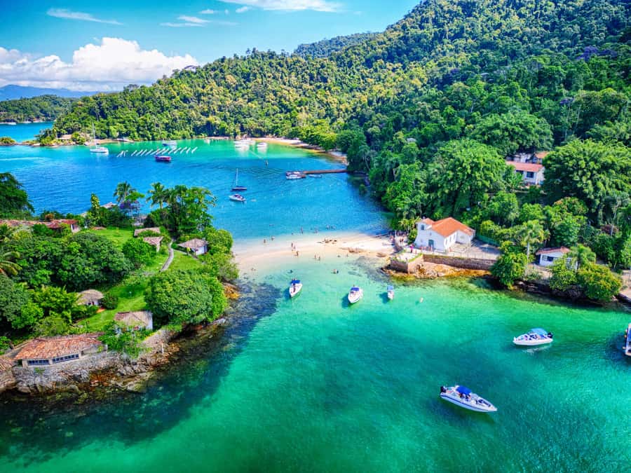 Ilha Grande: 7h Speedboat Tour of Paradise Islands - A 7-hour island-hopping day that feels efficient, not rushed