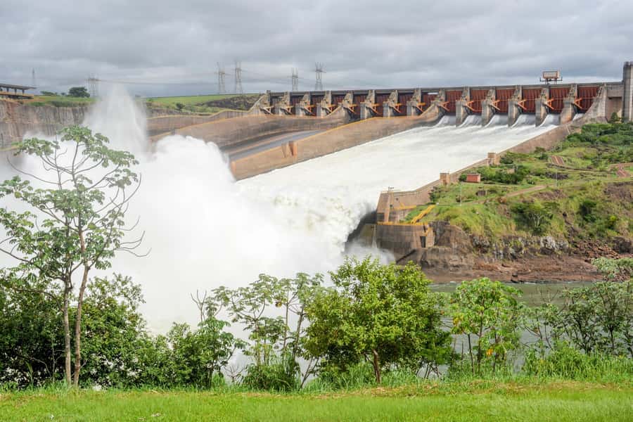 Itaipu Dam Tour with Admission Ticket from Foz do Iguaçu - Why the Itaipu Dam tour feels like a smart use of 3 hours