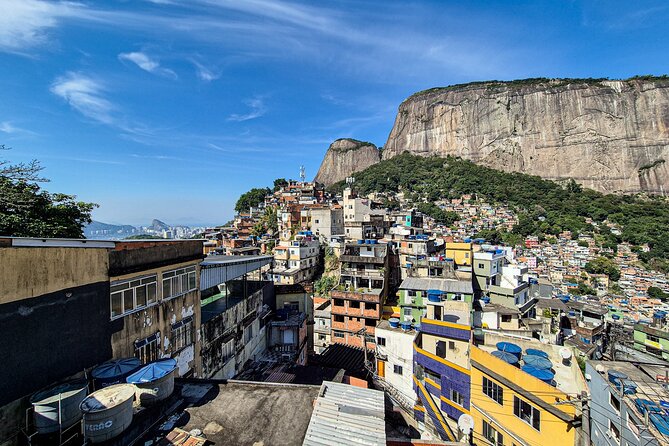 Jeep'n'Culture: Rocinha Favela and Tijuca Rainforest Tour - Rocinha with context: drive through the area, then learn through a talk and a walk