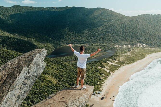 Lagoinha do Leste Hiking and Photography Tour in Florianopolis - Praia Pântano do Sul: the meeting point that also makes the finish feel complete