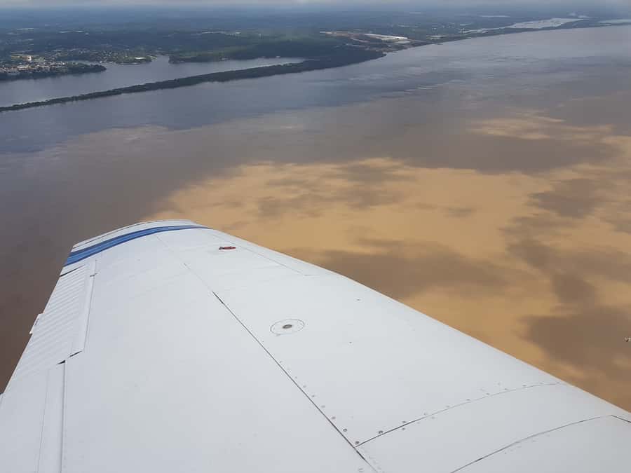 Manaus: Amazon Rainforest Panoramic Airplane Flight - The flight route: Negro River upstream and the Anavilhanas approach