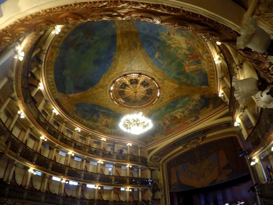 Manaus: Half-Day City Tour - Entering Teatro Amazonas: Manaus power in a single building