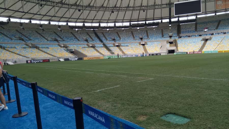 #Maracanã - Getting Picked Up in Rio Without Making Your Day Complicated