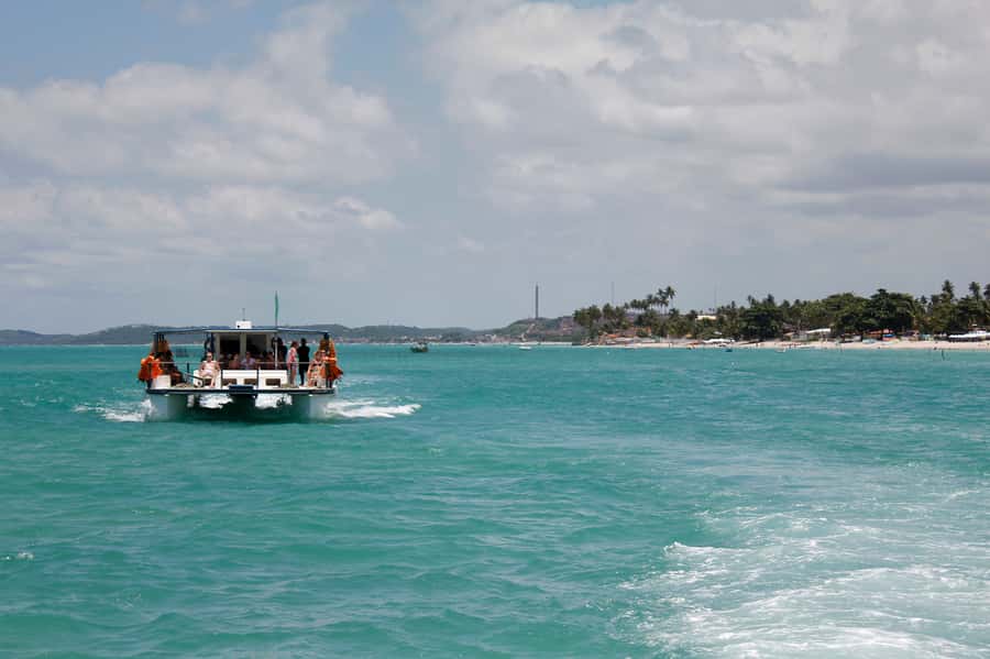 Maragogi Beach and Gales Reef Full-Day Tour from Maceio - What Happens After The Water: Food, Shopping, And Real Break Time