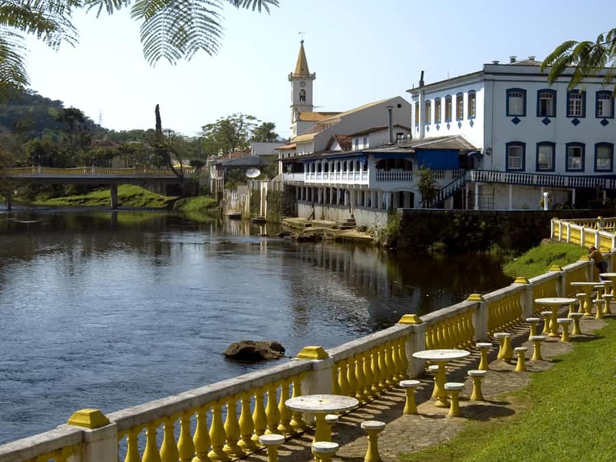 Morretes: Full Day Colonial Town Tour from Curitiba - Morretes Historic Center: Colonial Streets, Churches, and Craft Market Time