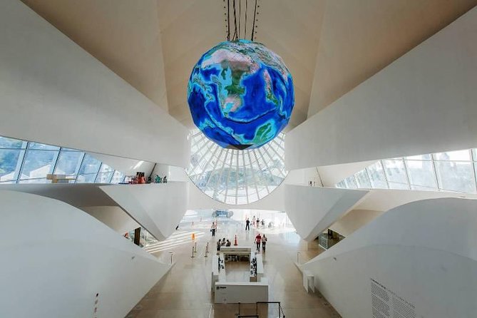 Museum of Tomorrow Guided Tour, Admission & Transfer - Porto Maravilha: the neighborhood context you’ll appreciate more on a guided day